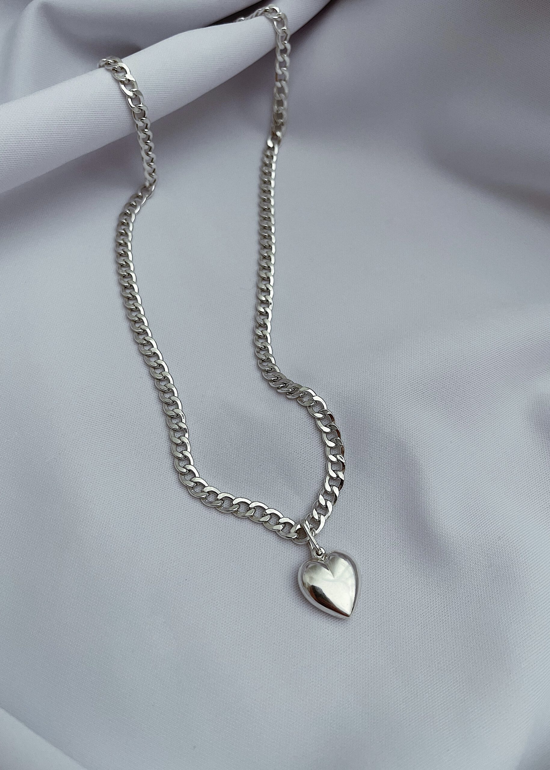 AMOR NECKLACE